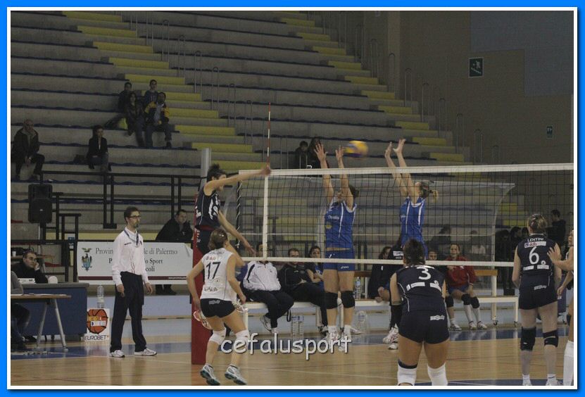 130120 volley2 085_tn.jpg